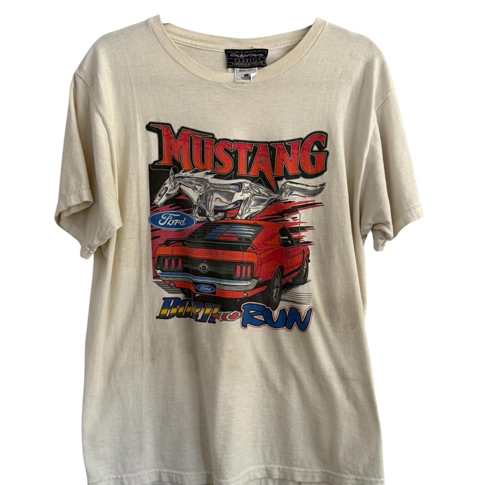 Ford Mustang Cream Graphic Tee large